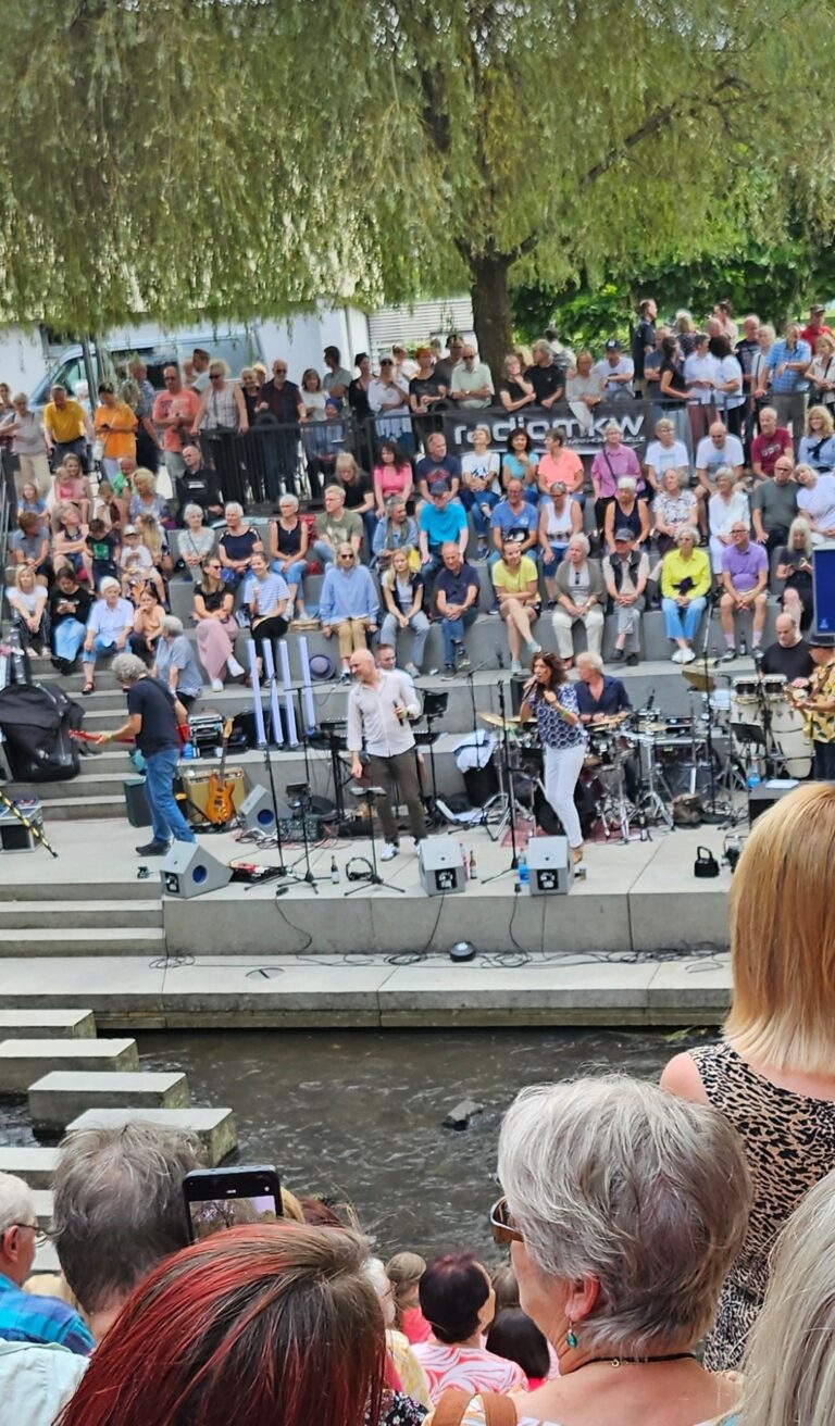 Erster Tag der Wasserspiele "Arena in der Salz" in Bad Soden-Salmünster