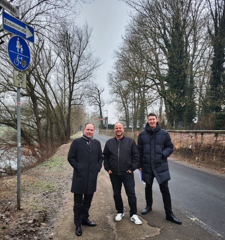 Umgehungsverkehr während Bautätigkeiten Seestraße eingerichtet Verkehr nun beidseitig über den Parkplatz Am Escher möglich