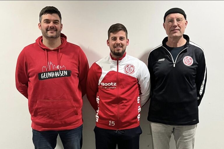 Alex Heuser folgt Di Meglio als A-Jugendtrainer beim TV Gelnhausen Der TV Gelnhausen stellt die A-Jugend zur kommenden Saison neu auf und setzt dabei auf ein großes Trainertalent aus den eigenen Reihen. Alex Heuser kehrt als Coach zu den Barbarossastädtern zurück und übernimmt das Amt von Dominic Di Meglio. Nach fünf Jahren beim TVG geht Di Meglio den nächsten Schritt und wird zur kommenden Saison Cheftrainer bei seinem Heimatverein, dem Bezirksoberligisten TV Flieden. „Mit der Verpflichtung von Alex Heuser wollen wir ein klares Signal setzen, dass die A-Jugend beim TV Gelnhausen eine sehr wichtige Rolle einnimmt. Nach der guten Arbeit von Dominic Di Meglio freuen wir uns nun auf einen sehr motivierten Trainer, der das TVG-Gen bereits in sich trägt“, sagt der sportliche Leiter und Trainerentwickler Sergej Budanow.