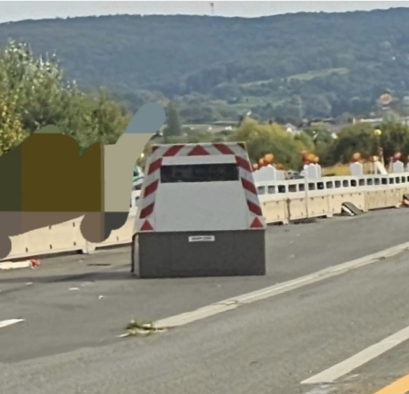 Die Beamtinnen und Beamten der Verkehrsdirektion kontrollieren in der nächsten Woche die Einhaltung der Tempolimits unter anderem an Unfallschwerpunkten sowie zum Zwecke des Lärmschutzes.